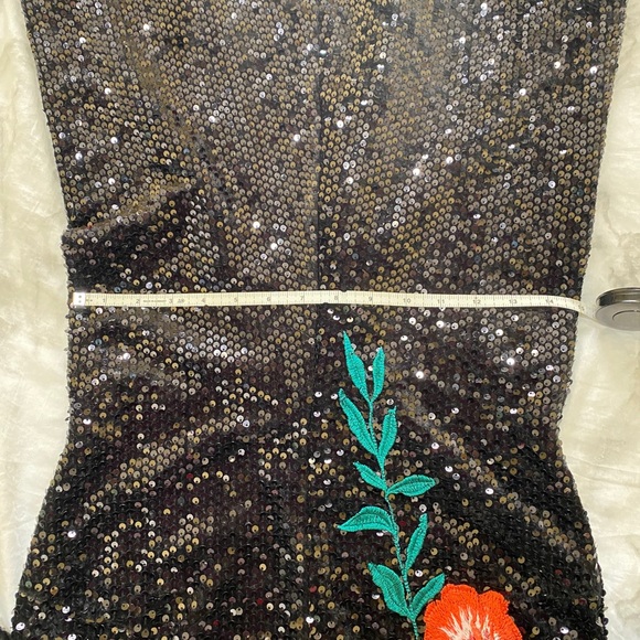 PARTY IN STYLE!!Gianni Bini🔥Designer Sequin Dress - Picture 15 of 16